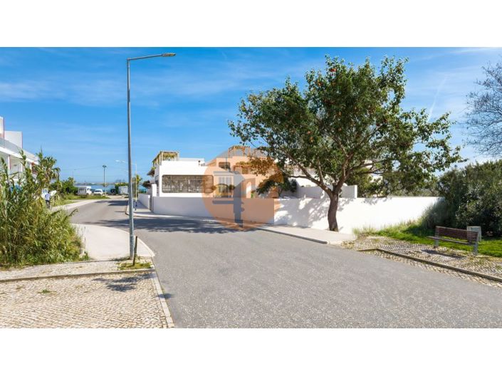 Image No.9-26 Bed Hotel for sale