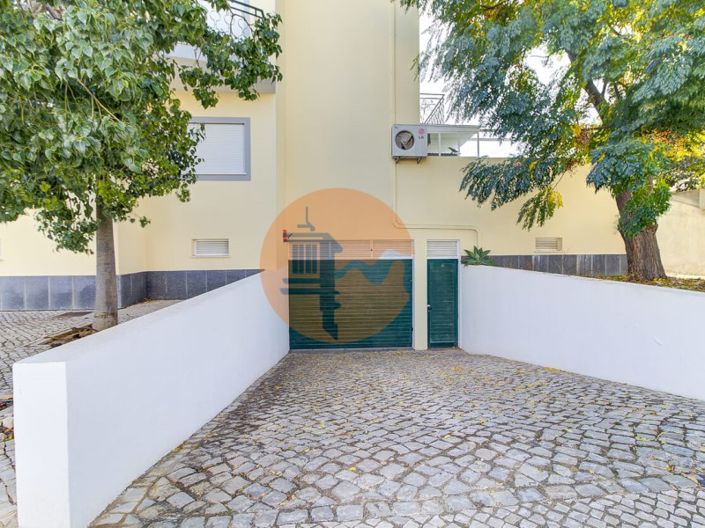 Image No.10-2 Bed Apartment for sale