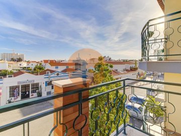 id7ab2b401-0000-0500-0000-000017a70de7