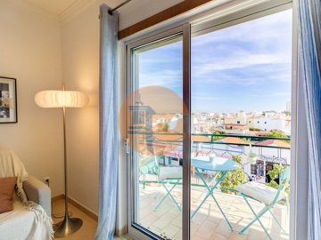 id7ab2b401-0000-0500-0000-000017a70def