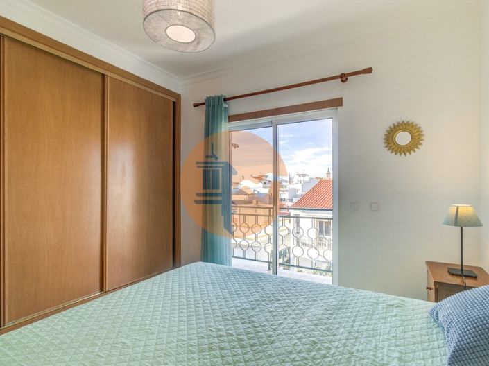 Image No.28-2 Bed Apartment for sale