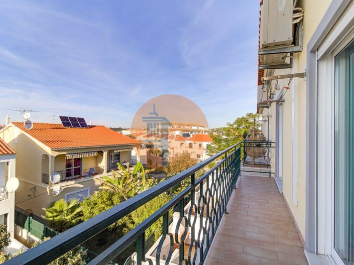 Image No.32-2 Bed Apartment for sale