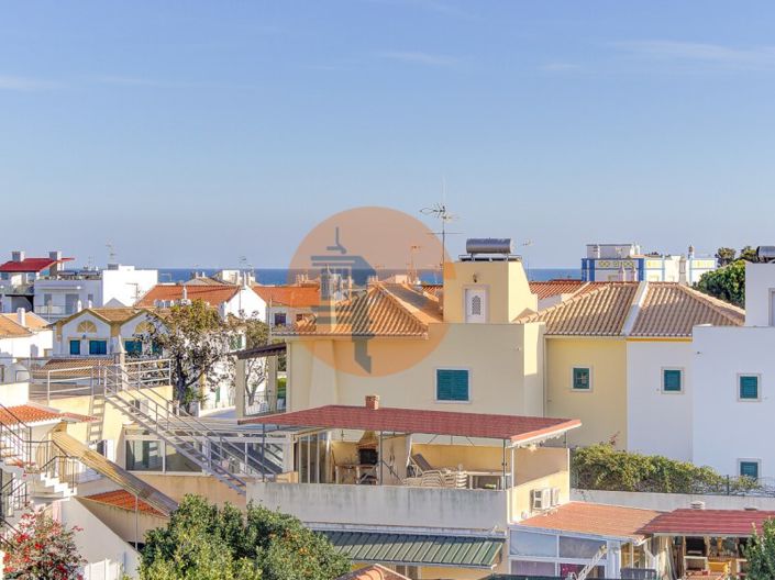 Image No.41-2 Bed Apartment for sale