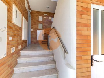 id7ab2b401-0000-0500-0000-000017a70dde