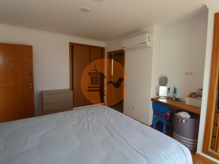 Image No.19-3 Bed House for sale