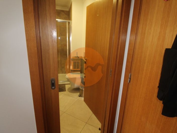 Image No.31-3 Bed House for sale