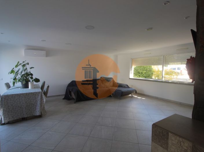 Image No.33-3 Bed House for sale