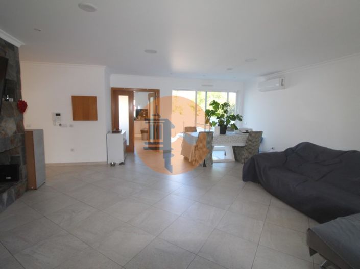 Image No.34-3 Bed House for sale