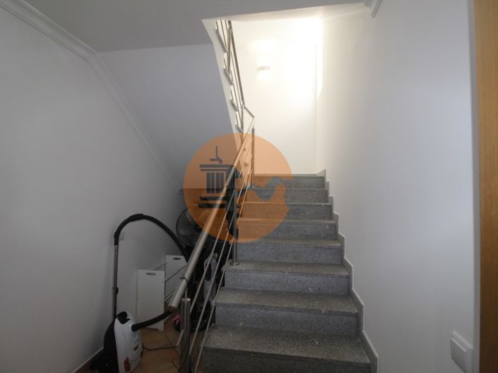 Image No.40-3 Bed House for sale