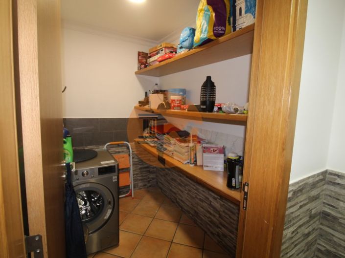 Image No.44-3 Bed House for sale