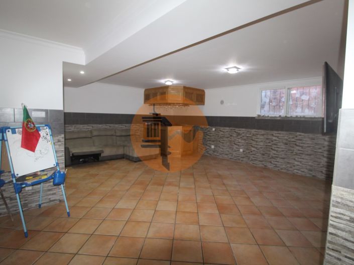 Image No.48-3 Bed House for sale