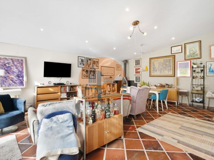 Image No.12-1 Bed Farmhouse for sale