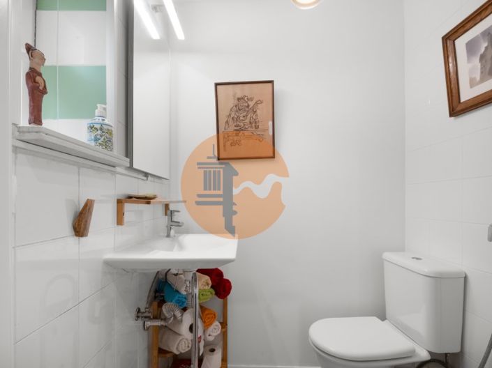 Image No.5-1 Bed Farmhouse for sale