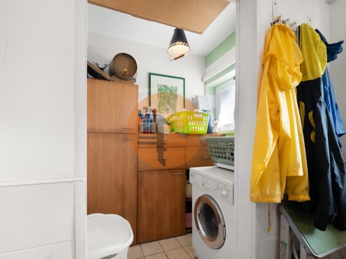 Image No.6-1 Bed Farmhouse for sale