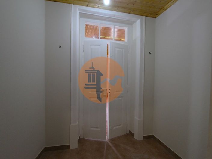 Image No.18-4 Bed Apartment for sale