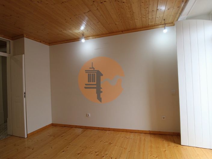 Image No.35-4 Bed Apartment for sale