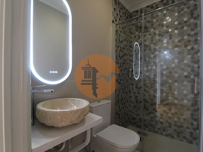 Image No.37-4 Bed Apartment for sale