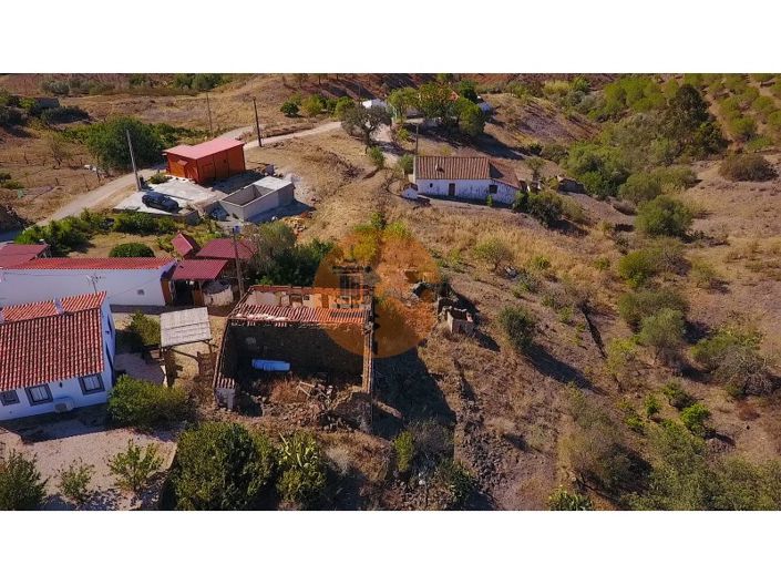 Image No.36-3 Bed Commercial for sale