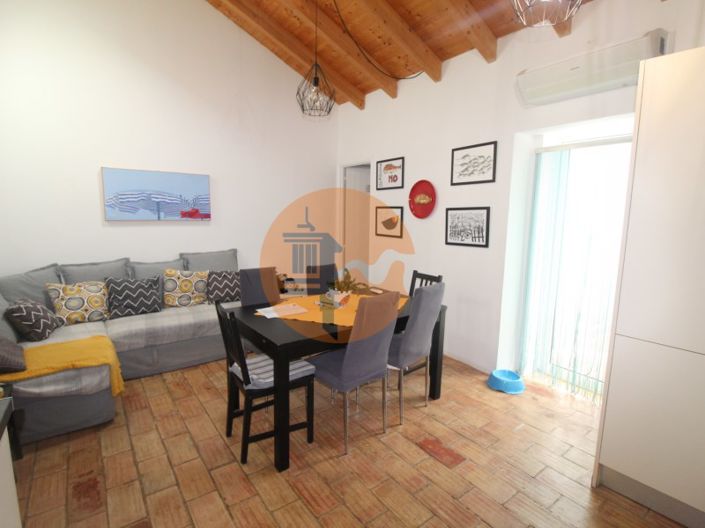 Image No.13-2 Bed House for sale