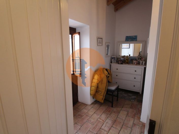 Image No.6-2 Bed House for sale