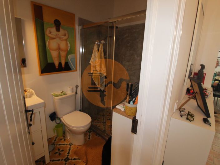 Image No.8-2 Bed House for sale