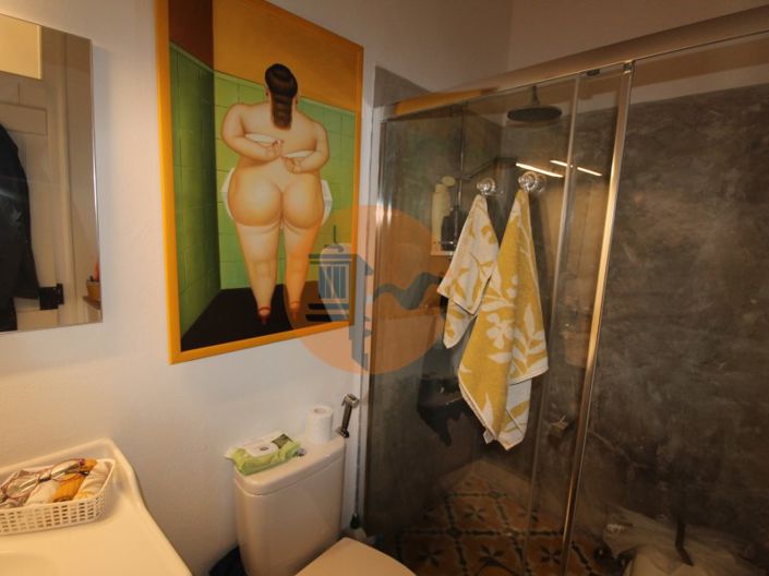 Image No.9-2 Bed House for sale