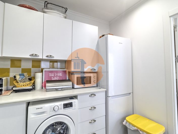 Image No.16-2 Bed House for sale