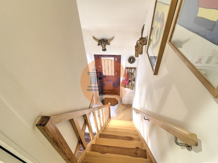 Image No.19-2 Bed House for sale