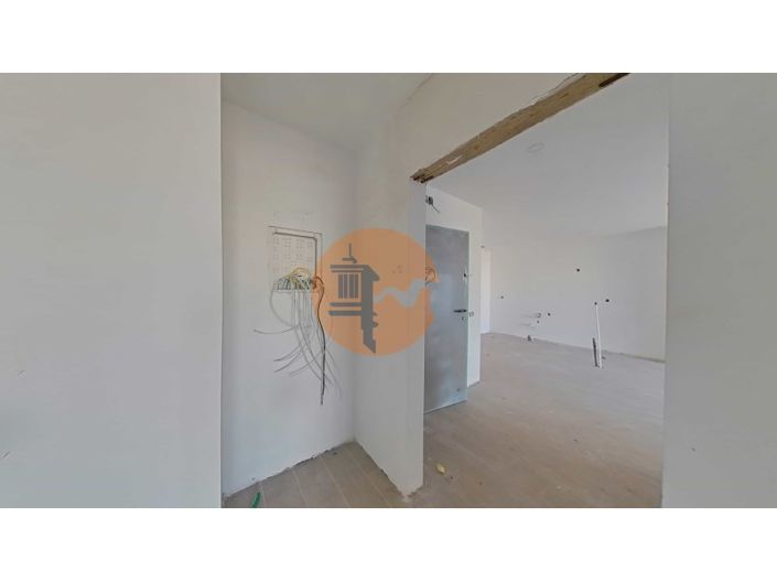 Image No.12-2 Bed Apartment for sale