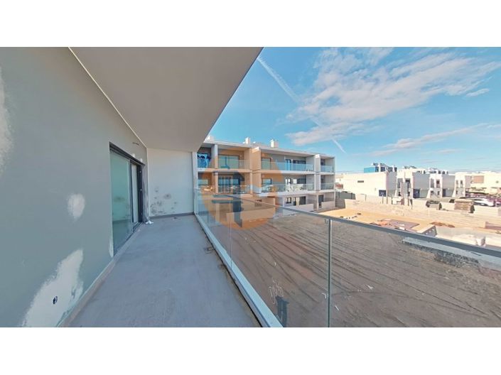 Image No.26-2 Bed Apartment for sale