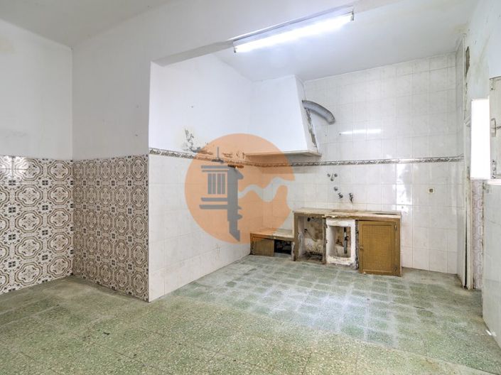 Image No.12-3 Bed House for sale