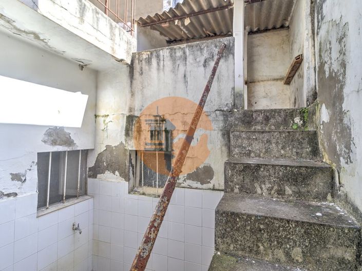 Image No.19-3 Bed House for sale