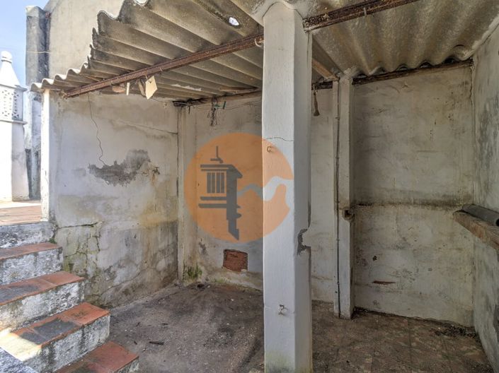 Image No.20-3 Bed House for sale