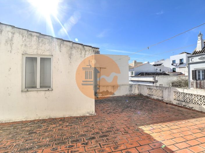 Image No.24-3 Bed House for sale