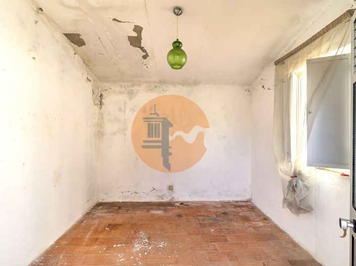 Image No.27-3 Bed House for sale