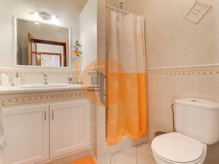 Image No.11-3 Bed House for sale