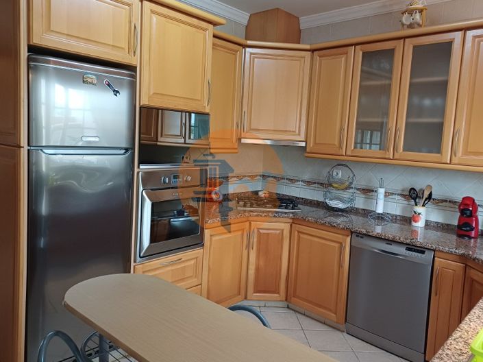 Image No.11-3 Bed House for sale