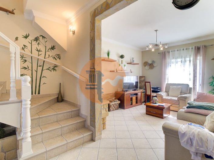 Image No.12-3 Bed House for sale