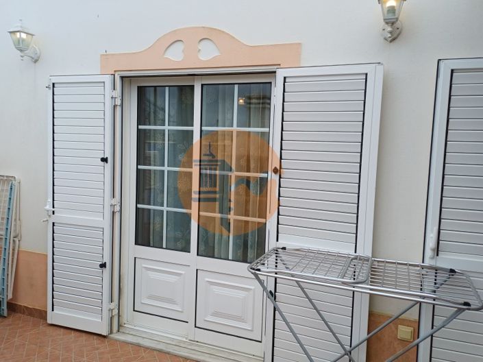 Image No.14-3 Bed House for sale