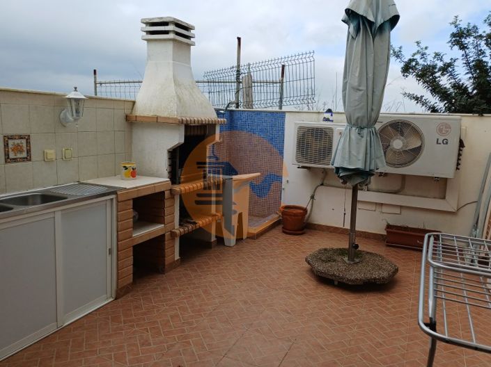 Image No.17-3 Bed House for sale