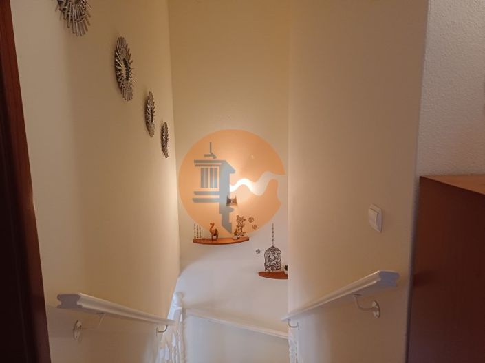 Image No.22-3 Bed House for sale