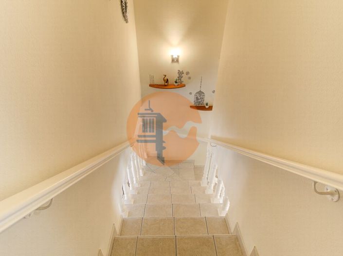 Image No.23-3 Bed House for sale