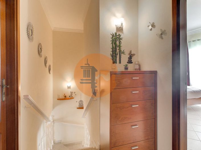 Image No.30-3 Bed House for sale