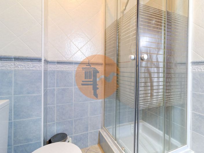 Image No.41-3 Bed House for sale