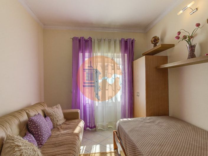 Image No.43-3 Bed House for sale