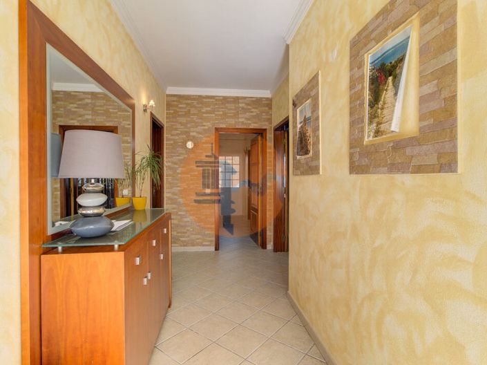 Image No.7-3 Bed House for sale