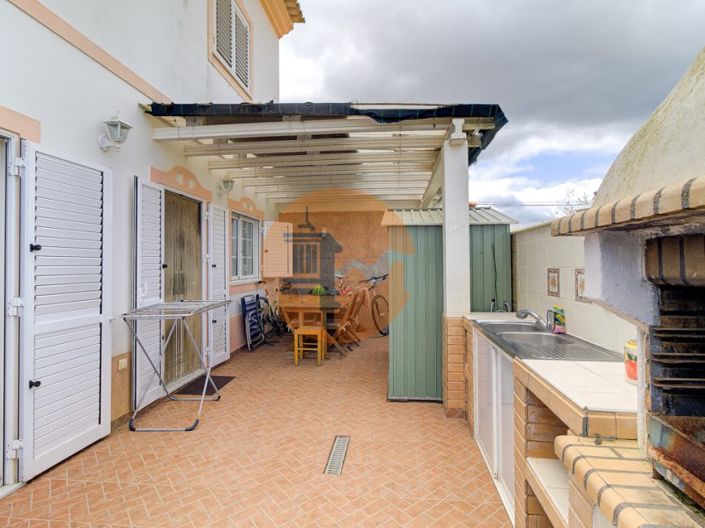 Image No.3-3 Bed House for sale