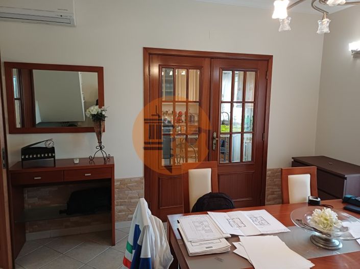 Image No.9-3 Bed House for sale