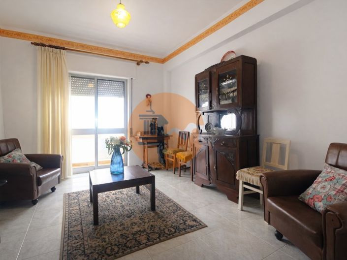 Image No.17-3 Bed Apartment for sale