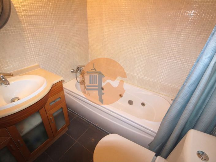 Image No.24-3 Bed Apartment for sale